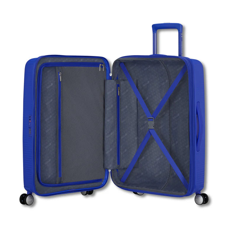 American Tourister Curio Spinner Medium