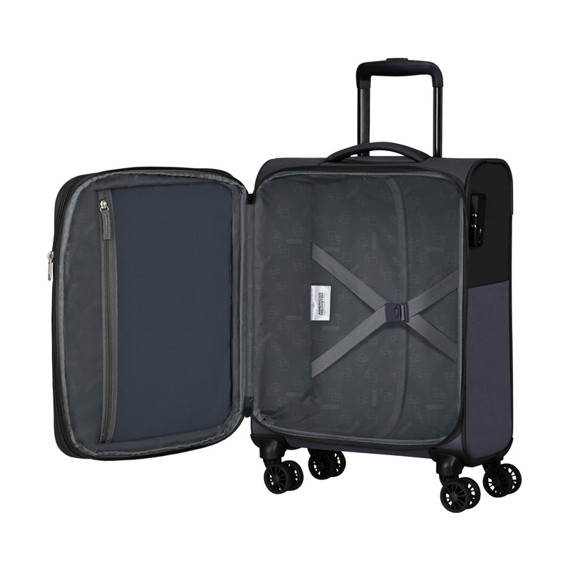 American Tourister Daring Dash Spinner Carry-On™