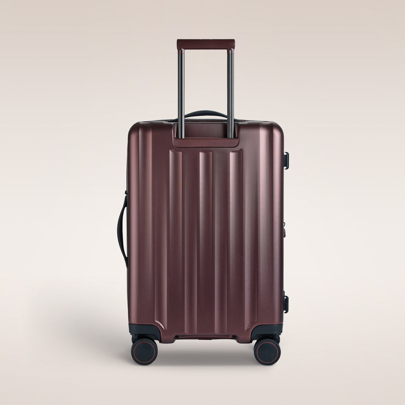 Verage Greenwich 25" Medium Hardside Expandable Spinner Luggage