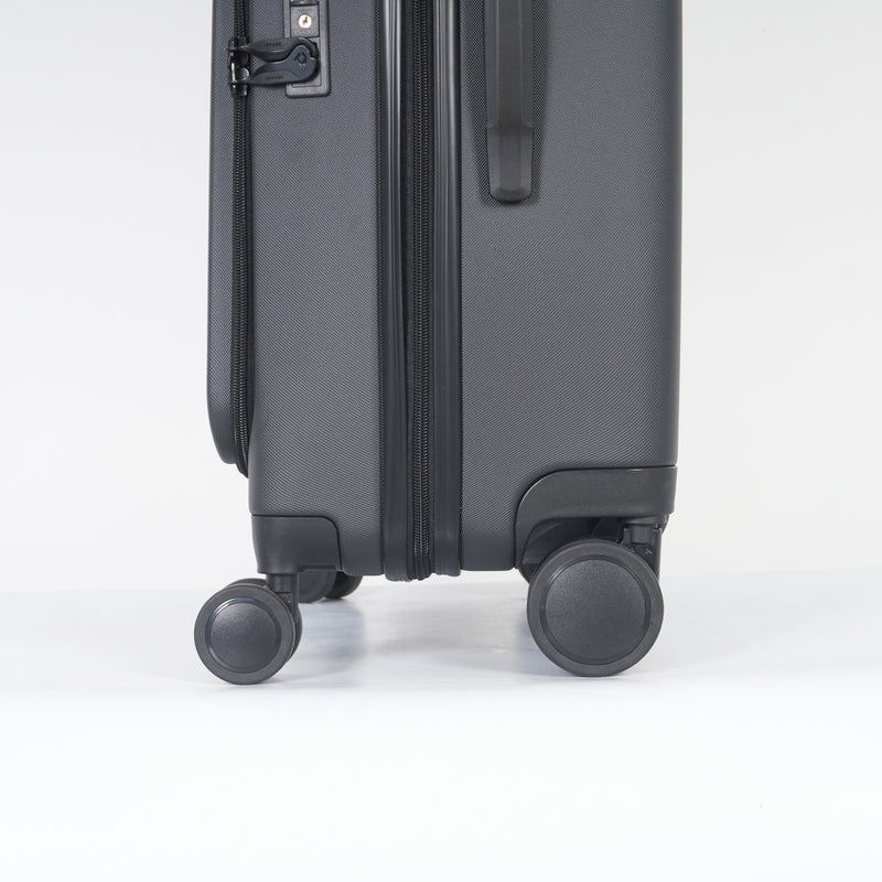 Verage® Greenwich II 25" Medium Hardside Expandable Spinner Luggage